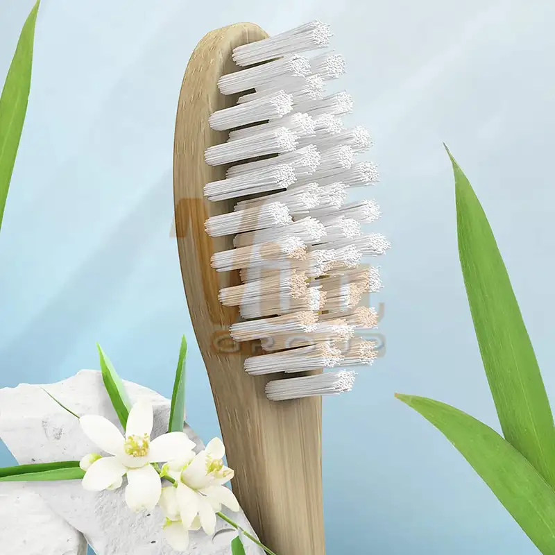 Oral-B Bamboo Toothbrush 3 مسواک اورال بی بامبو Oral-B Bamboo با برس متوسط